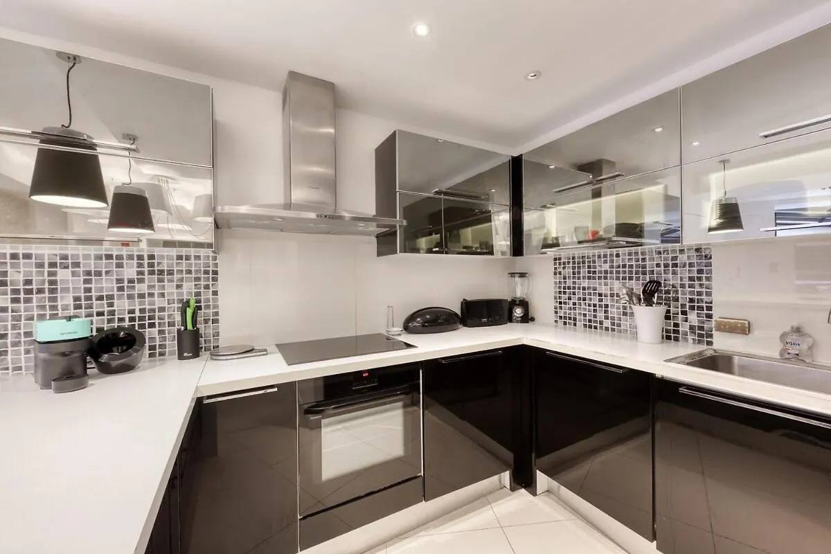 Апартаменты Garden Flat In Paris 16