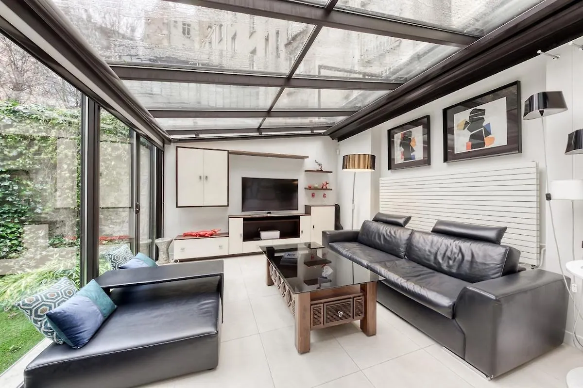 Апартаменты Garden Flat In Paris 16